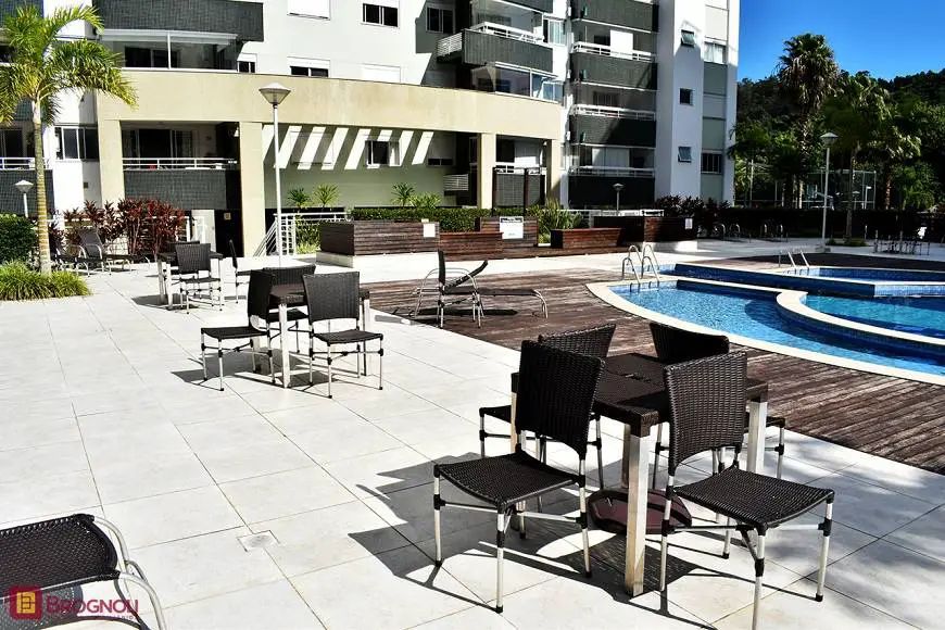 Foto 5 de Apartamento com 2 Quartos para alugar, 82m² em Saco Grande, Florianópolis