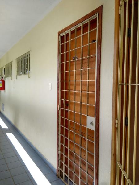 Foto 2 de Apartamento com 2 Quartos para alugar, 60m² em San Martin, Recife
