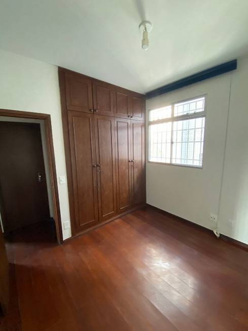 Foto 2 de Apartamento com 3 Quartos para alugar, 70m² em Anchieta, Belo Horizonte