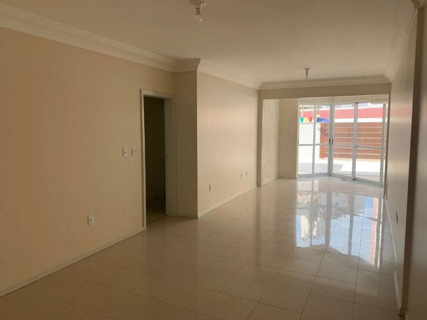 Foto 1 de Apartamento com 3 Quartos à venda, 331m² em Estreito, Florianópolis