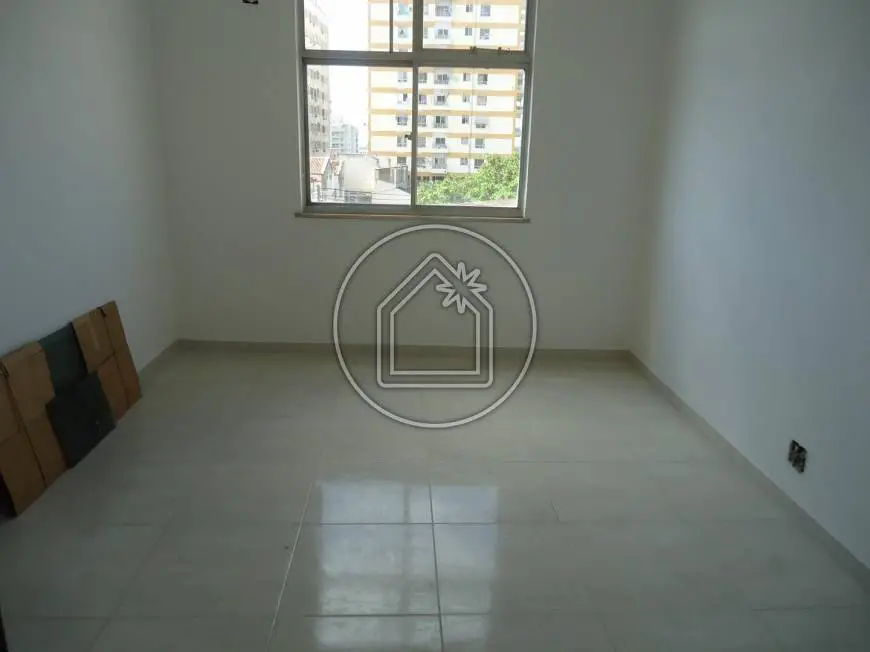 Foto 3 de Apartamento com 3 Quartos à venda, 135m² em Olaria, Rio de Janeiro