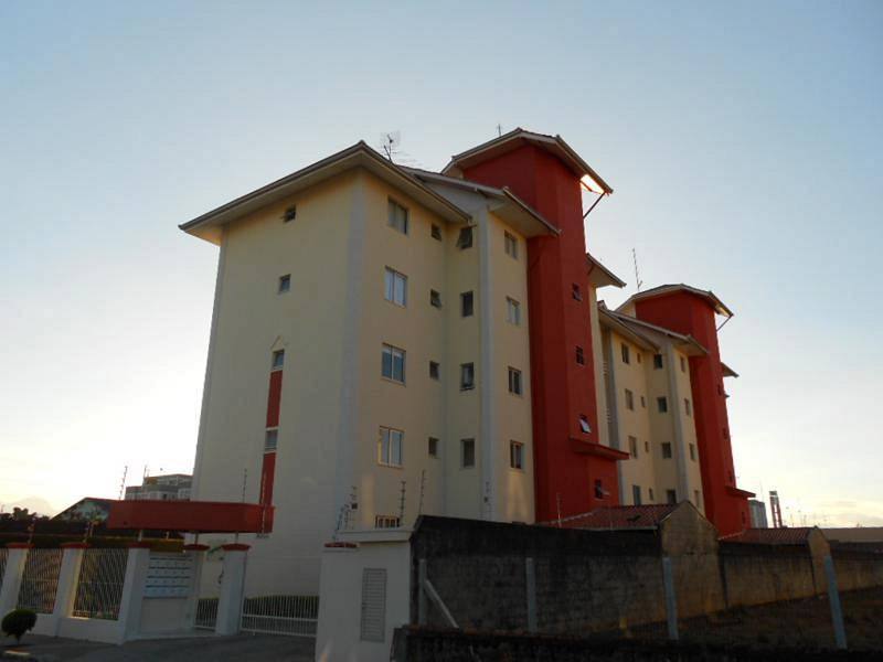 Foto 1 de Apartamento com 3 Quartos para alugar, 74m² em Santo Antônio, Joinville