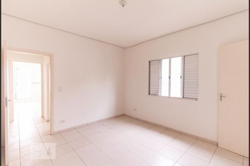 Foto 1 de Casa com 1 Quarto para alugar, 100m² em Ipiranga, São Paulo