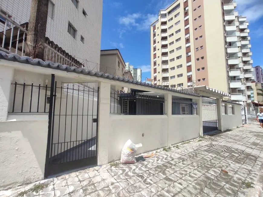 Foto 1 de Casa com 1 Quarto à venda, 50m² em Vila Guilhermina, Praia Grande