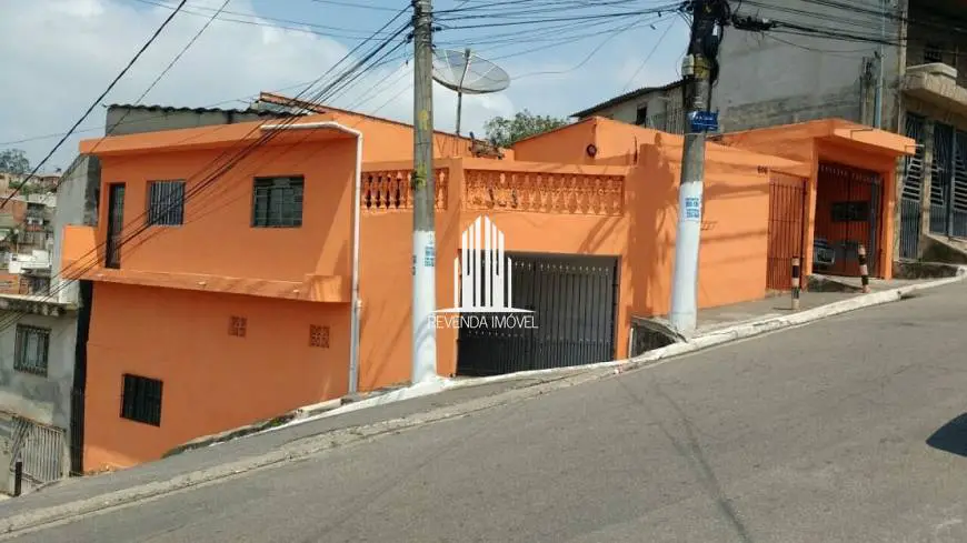 Foto 1 de Casa com 2 Quartos à venda, 180m² em Jardim Alto Alegre, São Paulo