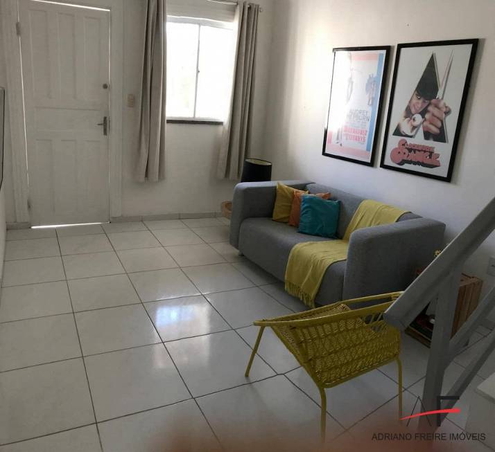 Foto 1 de Casa com 2 Quartos para alugar, 70m² em Lagoa Redonda, Fortaleza