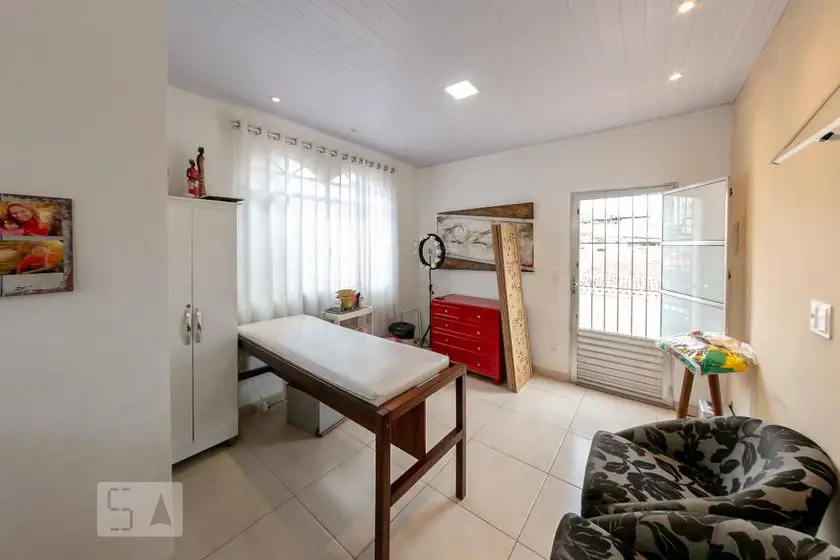 Foto 1 de Casa com 2 Quartos para alugar, 80m² em Sagrada Família, Belo Horizonte