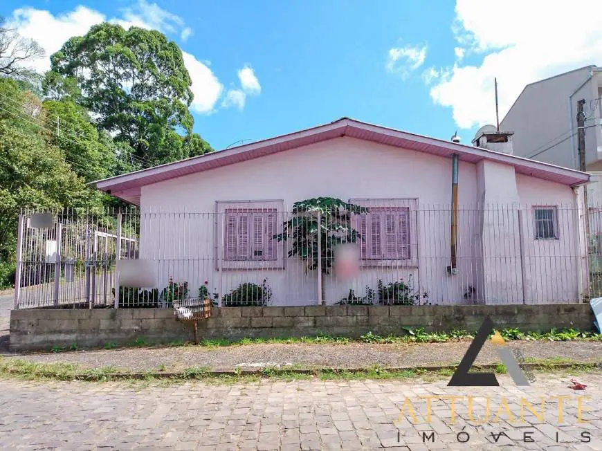 Foto 3 de Casa com 3 Quartos à venda, 124m² em Cidade Nova, Caxias do Sul