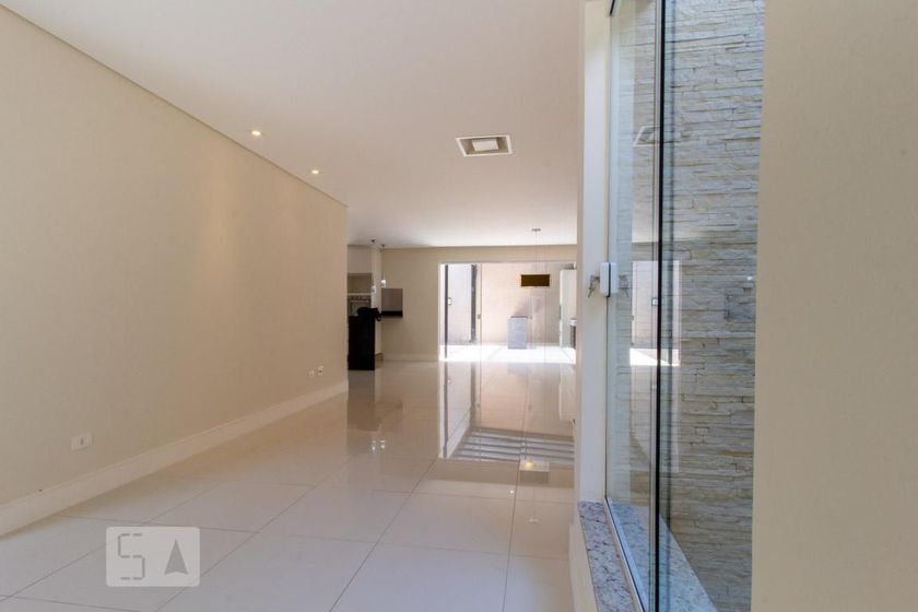 Foto 2 de Casa com 4 Quartos para alugar, 325m² em Campo Comprido, Curitiba