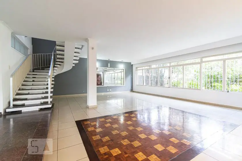 Foto 1 de Casa com 4 Quartos para alugar, 400m² em Planalto Paulista, São Paulo
