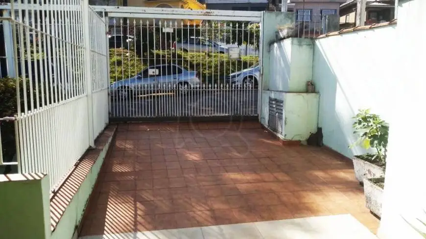 Foto 3 de Casa com 4 Quartos à venda, 200m² em Vila Maria Alta, São Paulo