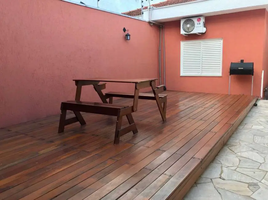 Foto 3 de Casa com 4 Quartos à venda, 250m² em Vila Mazzei, São Paulo