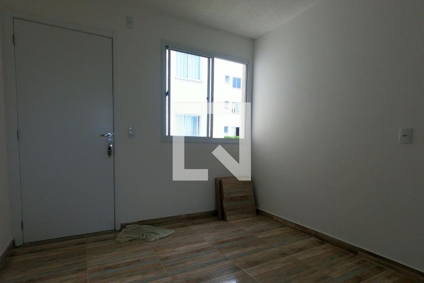 Foto 1 de Apartamento com 2 Quartos para alugar, 60m² em Água Chata, Guarulhos