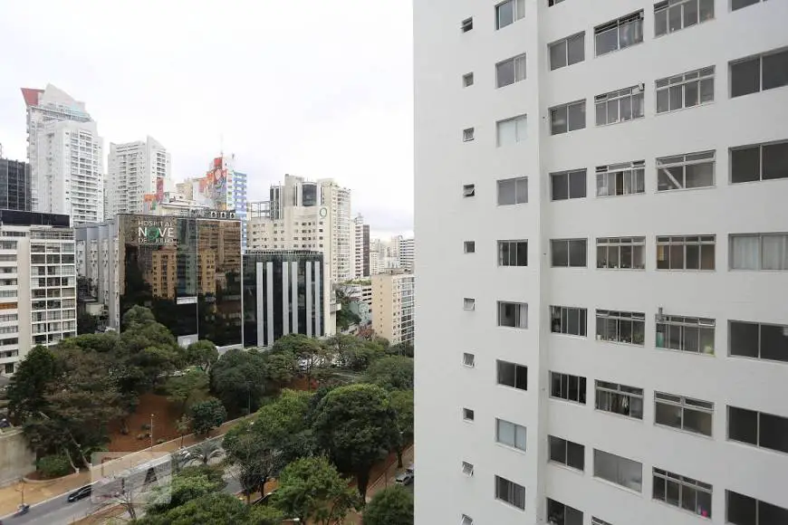 Foto 5 de Apartamento com 2 Quartos para alugar, 56m² em Bela Vista, São Paulo