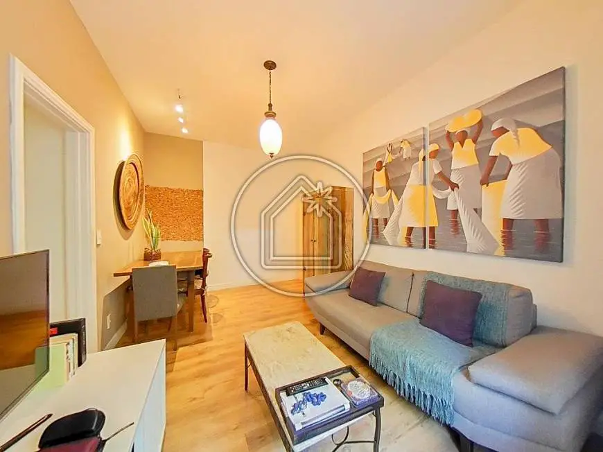 Foto 1 de Apartamento com 2 Quartos à venda, 70m² em Cosme Velho, Rio de Janeiro