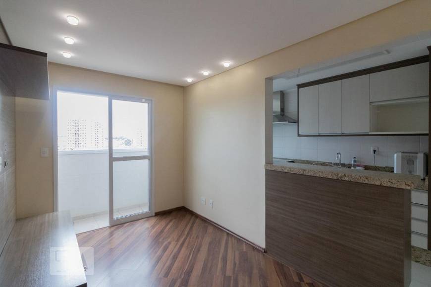 Foto 1 de Apartamento com 2 Quartos para alugar, 51m² em Jardim Bela Vista, Santo André