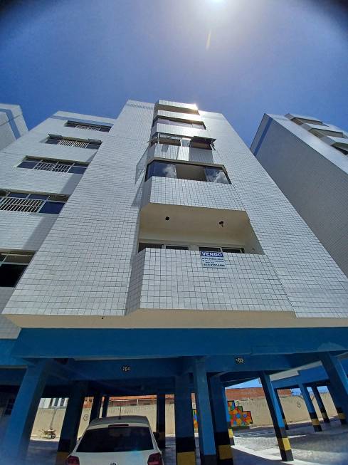 Foto 1 de Apartamento com 2 Quartos à venda, 75m² em Praia do Meio, Natal