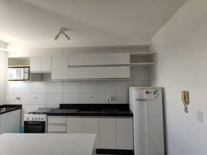Foto 4 de Apartamento com 2 Quartos para alugar, 50m² em Santo Antônio, Joinville