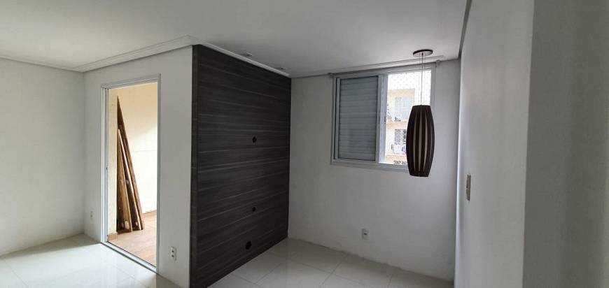 Foto 3 de Apartamento com 2 Quartos à venda, 62m² em Vila Marari, São Paulo
