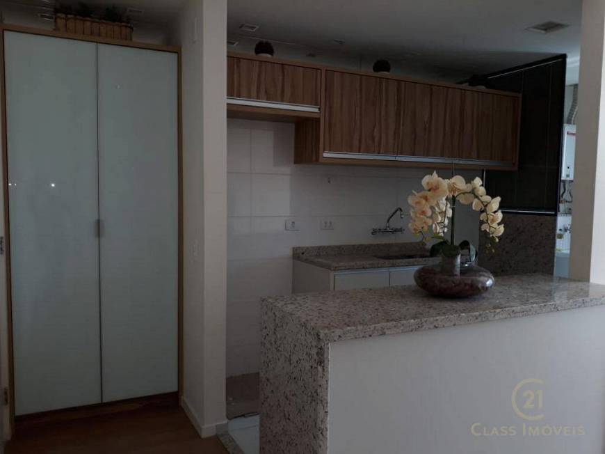 Foto 3 de Apartamento com 3 Quartos para alugar, 80m² em Gleba Palhano, Londrina