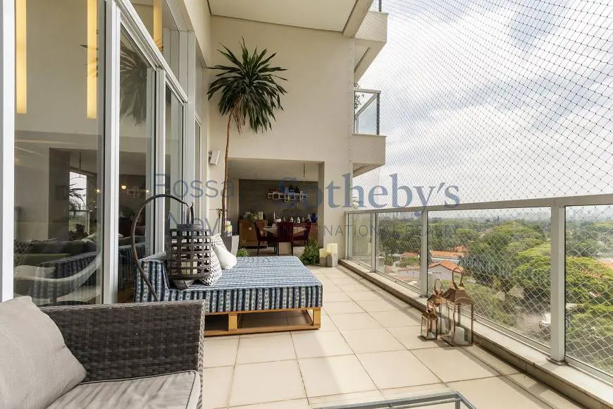 Foto 3 de Apartamento com 4 Quartos para alugar, 325m² em Alto de Pinheiros, São Paulo