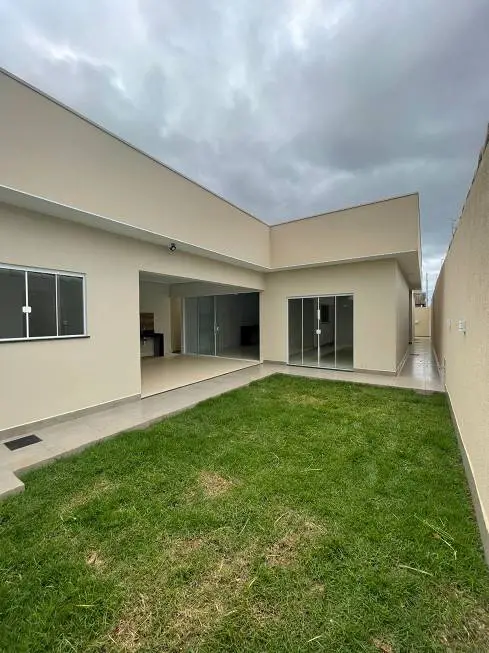 Foto 1 de Casa com 3 Quartos à venda, 184m² em Parque Vila Verde, Formosa