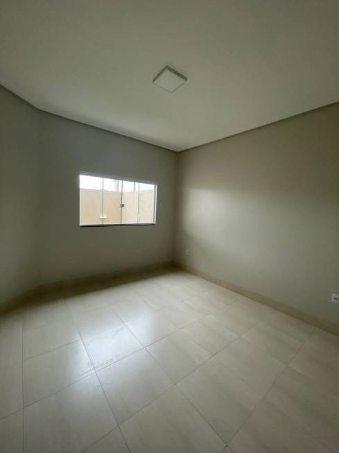 Foto 2 de Casa com 3 Quartos à venda, 184m² em Parque Vila Verde, Formosa