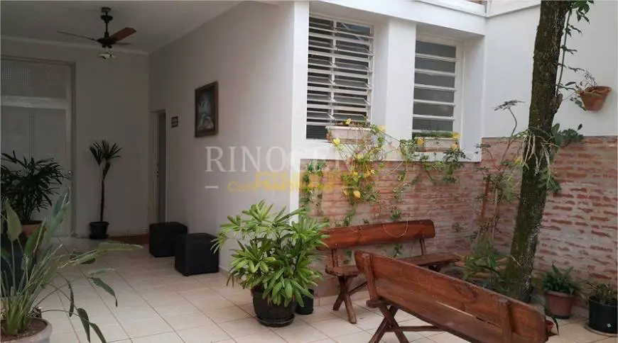 Foto 1 de Casa com 4 Quartos para venda ou aluguel, 180m² em Jardim Macedo, Ribeirão Preto