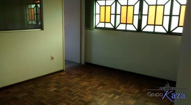 Foto 1 de Sobrado com 4 Quartos à venda, 320m² em Jardim Oswaldo Cruz, São José dos Campos