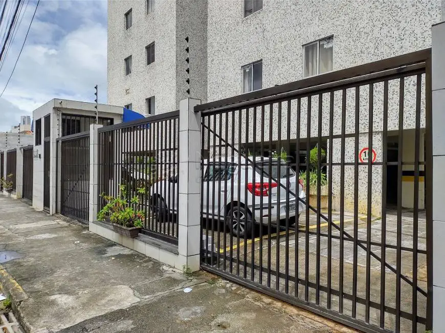 Foto 2 de Apartamento com 1 Quarto à venda, 33m² em Pina, Recife