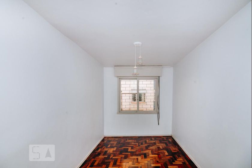 Foto 1 de Apartamento com 1 Quarto para alugar, 42m² em Vila Ipiranga, Porto Alegre