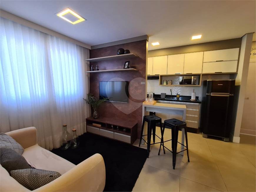 Foto 1 de Apartamento com 2 Quartos à venda, 39m² em Santa Maria, Santo André