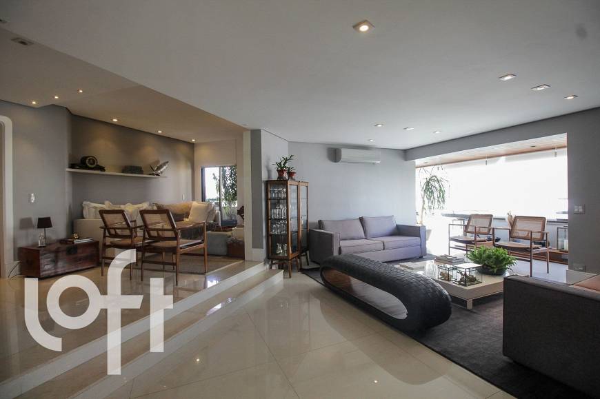 Foto 1 de Apartamento com 3 Quartos à venda, 260m² em Campo Belo, São Paulo