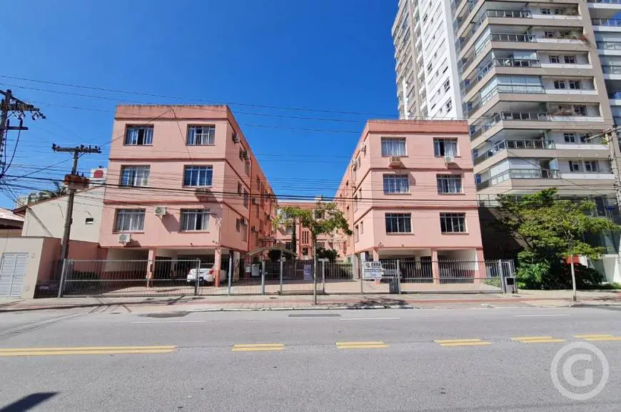Foto 1 de Apartamento com 3 Quartos para alugar, 93m² em Centro, Florianópolis