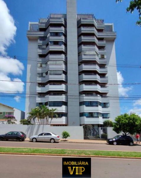 Foto 1 de Apartamento com 3 Quartos à venda, 171m² em Centro, Ibiporã