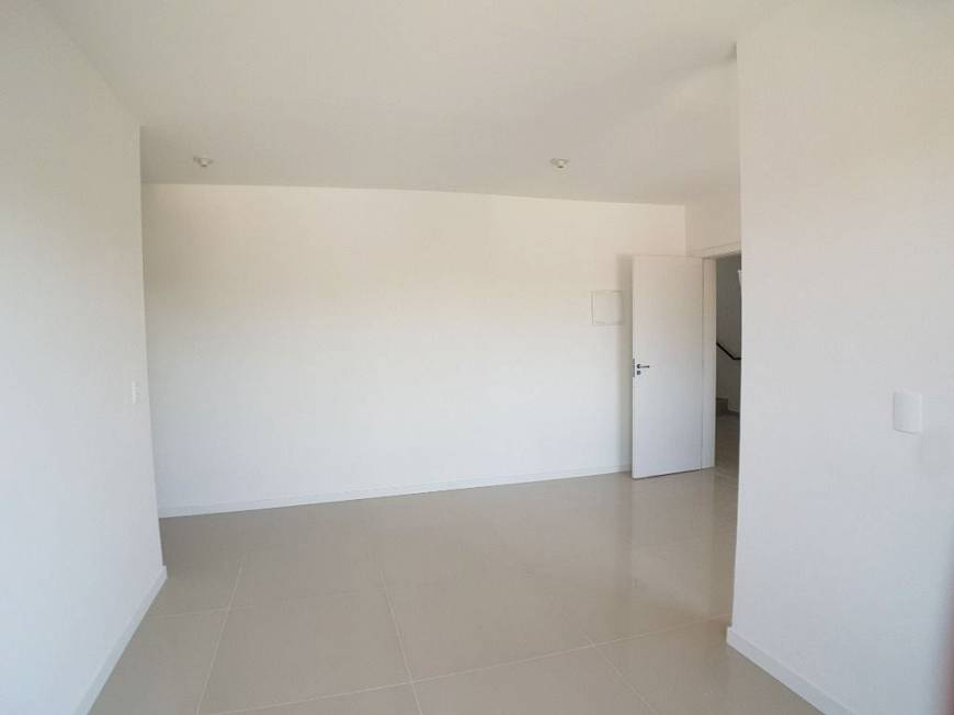 Foto 3 de Apartamento com 3 Quartos à venda, 86m² em Iririú, Joinville