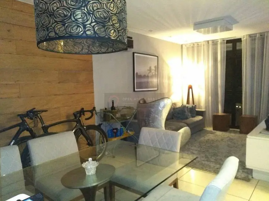 Foto 1 de Apartamento com 3 Quartos à venda, 150m² em Itaipu, Niterói