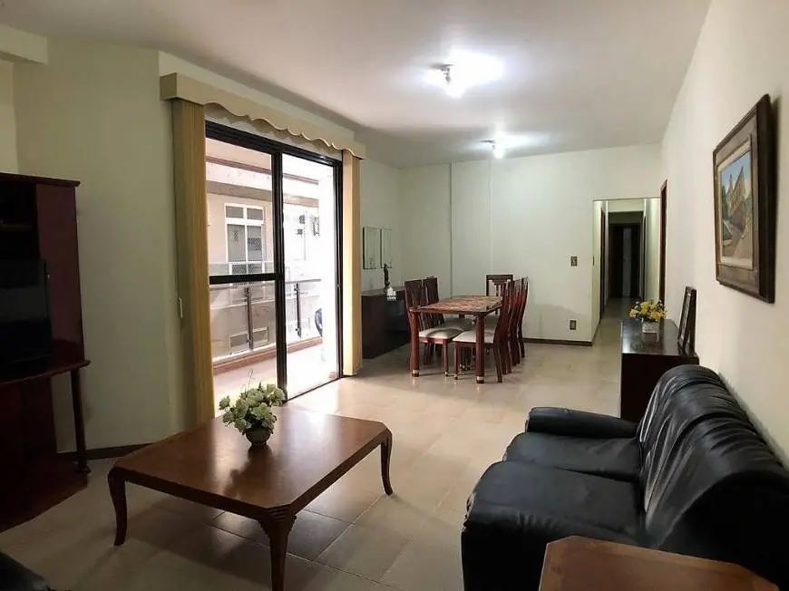 Foto 3 de Apartamento com 4 Quartos à venda, 196m² em Praia do Forte, Cabo Frio