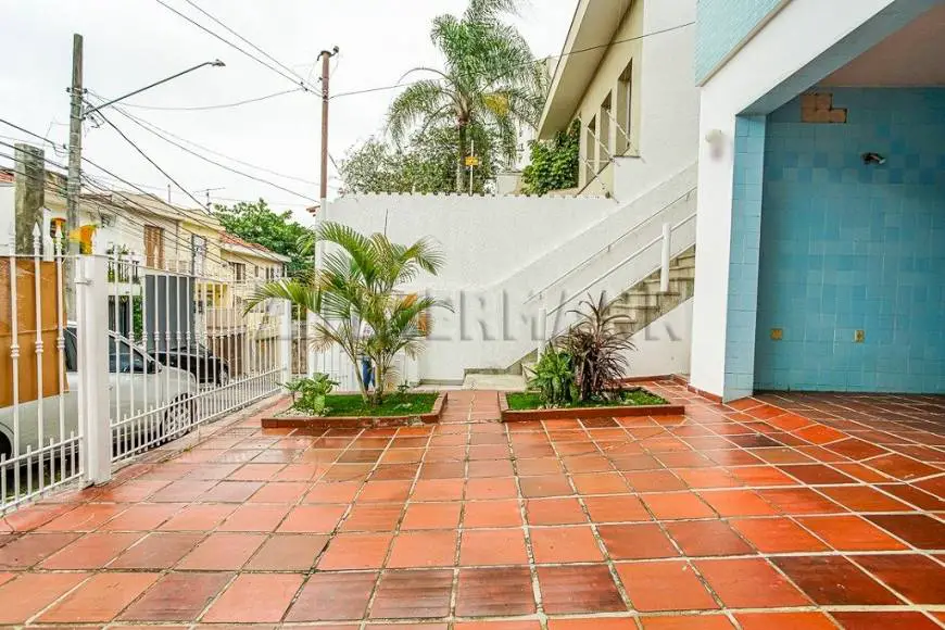 Foto 3 de Casa com 3 Quartos à venda, 131m² em Alto de Pinheiros, São Paulo