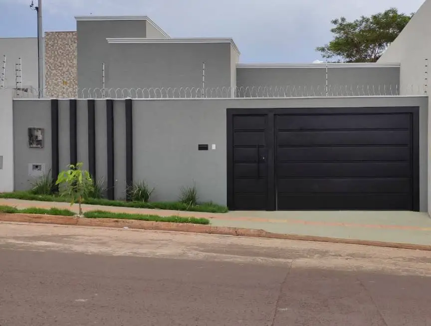 Foto 1 de Casa com 3 Quartos à venda, 111m² em Conjunto Habitacional Nascente Segredo , Campo Grande