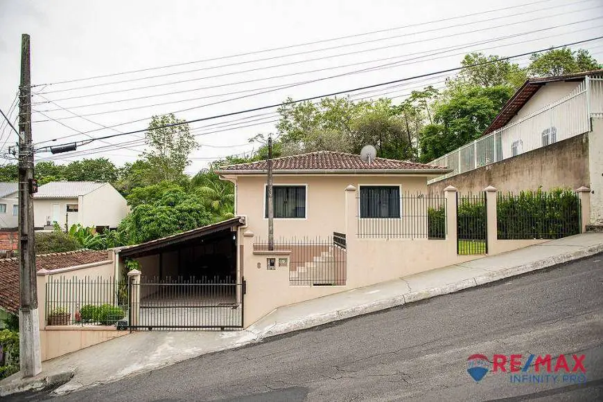 Foto 1 de Casa com 3 Quartos à venda, 220m² em Estrada das Areias, Indaial