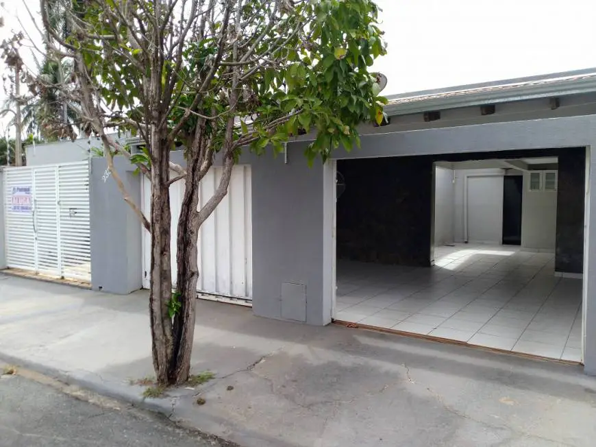 Foto 1 de Casa com 3 Quartos à venda, 360m² em Jardim Shangri-lá, Cuiabá