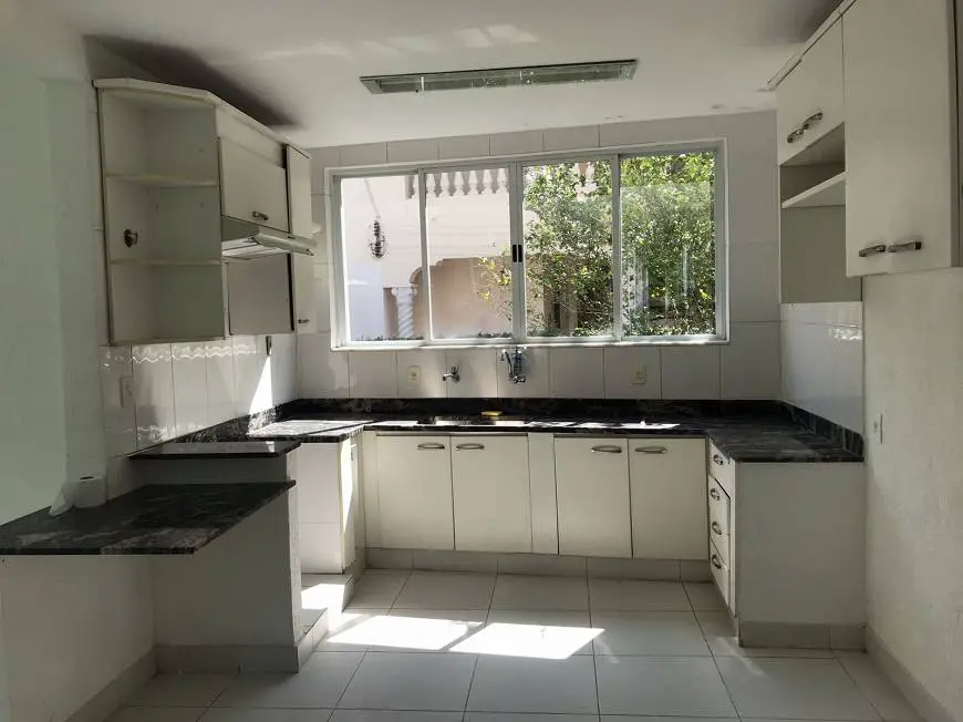 Foto 2 de Casa com 4 Quartos à venda, 268m² em Alto da Boa Vista, Rio de Janeiro