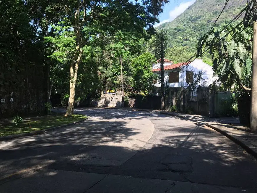 Foto 4 de Casa com 4 Quartos à venda, 268m² em Alto da Boa Vista, Rio de Janeiro