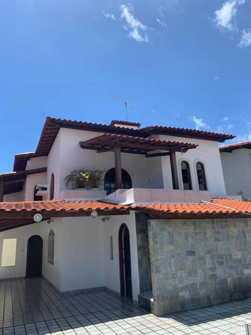 Foto 1 de Casa com 5 Quartos para alugar, 453m² em Itaigara, Salvador