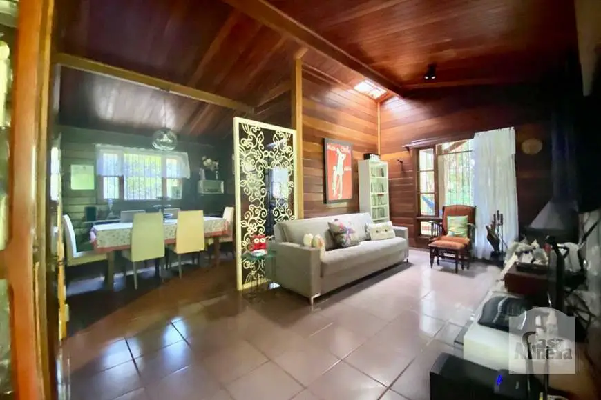 Foto 1 de Casa de Condomínio com 2 Quartos à venda, 141m² em Aconchego Da Serra, Itabirito