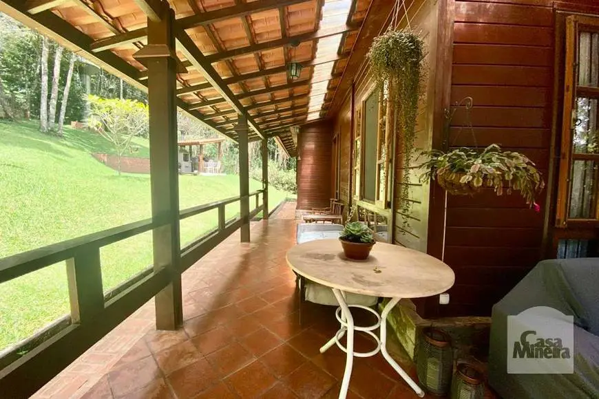Foto 5 de Casa de Condomínio com 2 Quartos à venda, 141m² em Aconchego Da Serra, Itabirito