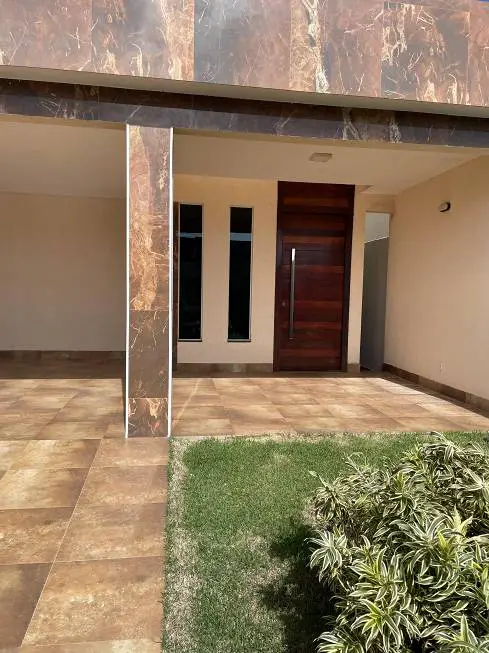 Foto 2 de Casa de Condomínio com 3 Quartos para alugar, 220m² em Setor Habitacional Vicente Pires, Brasília