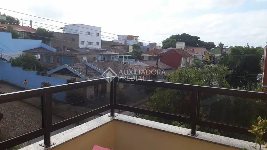 Foto 4 de Cobertura com 2 Quartos para alugar, 150m² em Sarandi, Porto Alegre