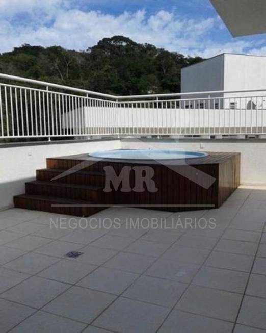 Foto 1 de Cobertura com 3 Quartos à venda, 140m² em Maceió, Niterói